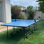 Villa Flavie- Luxueuse - Piscine Sous Le Soleil- Confort Jardin Barbecue -borne Recharge Electrique 10min Plage- Famille-piscine *
