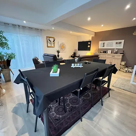 Villa Flavie- Luxueuse - Piscine Sous Le Soleil- Confort Jardin Barbecue -borne Recharge Electrique 10min Plage- Famille-piscine Lattes